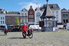 Marktplein De Markt in Den Bosch © Vakantiegroeten.nl