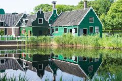 Arnhem-Openluchtmuseum-©-Adellyne-Shutterstock.com_-1