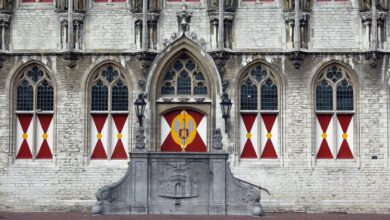 Middelburg-Stadhuis-©-Volker-Rauch-Shutterstock.com