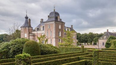 Twente-Delden-Kasteel-Twickel-©-INTREEGUE-Photography-Shutterstock.com