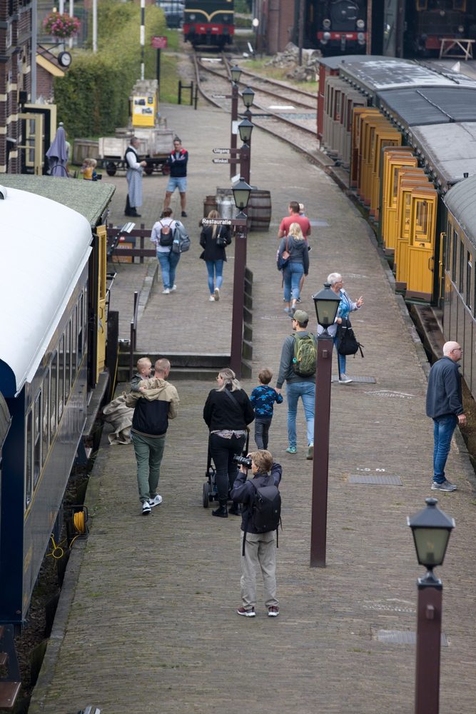 Twente-Haaksbergen-Stoomtrein-station-©-Ronald-Wilfred-Jansen-Shutterstock.com