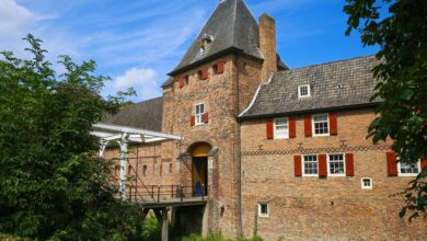 Kasteel Doornwerth bij Arnhem © Ralf Liebhold - Shutterstock.com