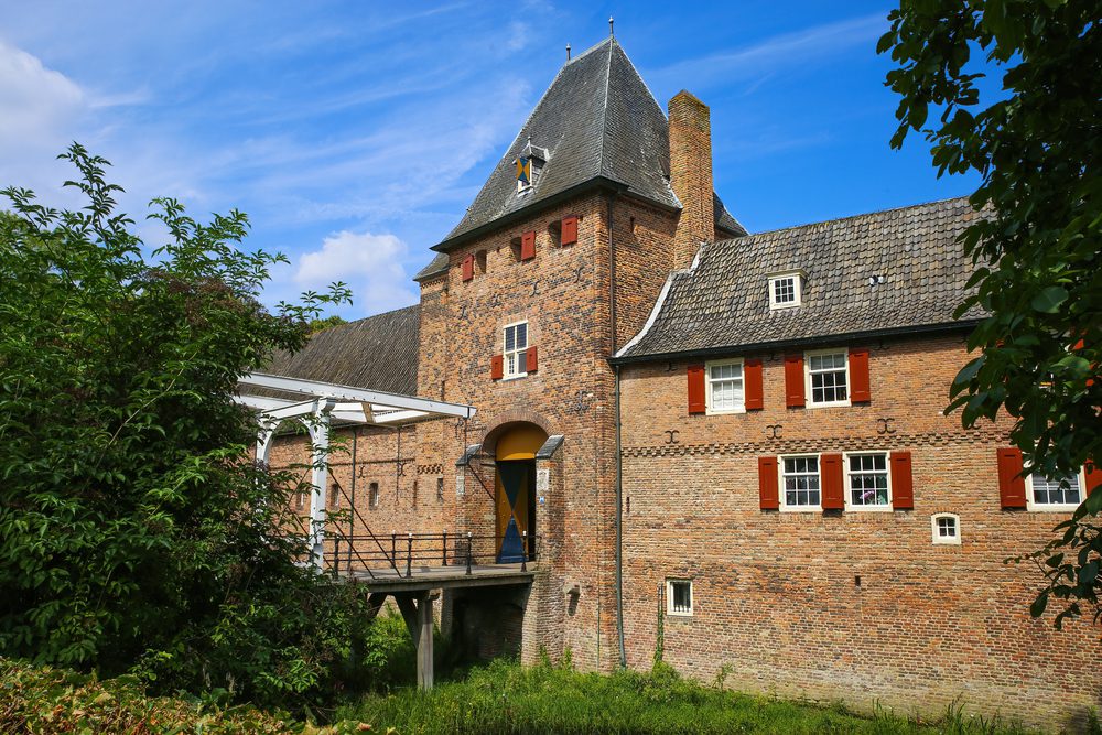 Kasteel Doornwerth bij Arnhem © Ralf Liebhold - Shutterstock.com