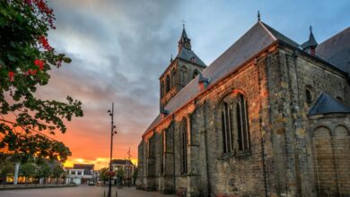 Plechelmus-kerk Oldenzaal Twente © Jori Besseler Shutterstock.com