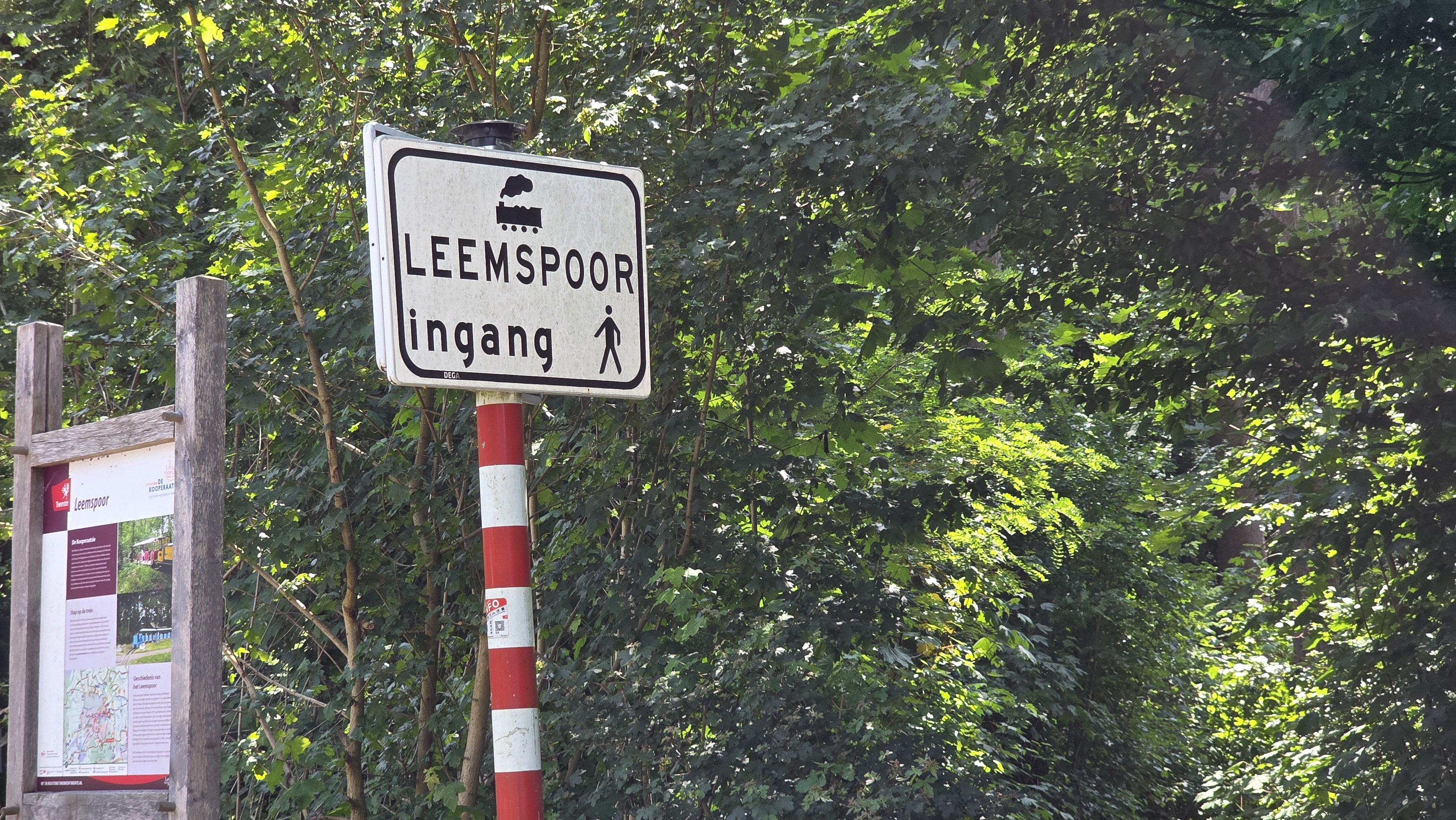 Bord bij de ingang van het historische Leemspoor in Rijssen